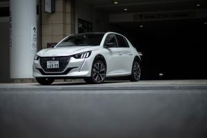 Peugeot 208 GT Line 2020 года  (JP)